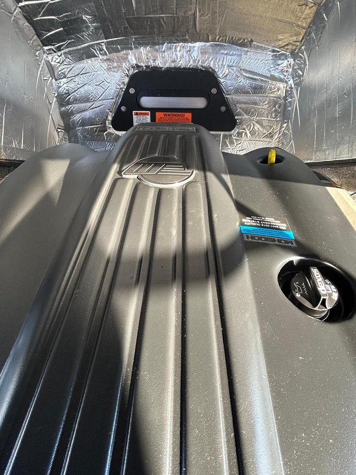 2025 Malibu Response TXi Open Bow