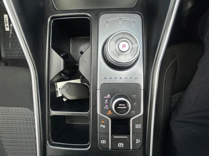 2024 Kia Sorento Sport