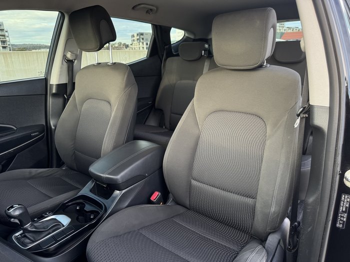 2017 Hyundai Santa Fe Active (4x4)