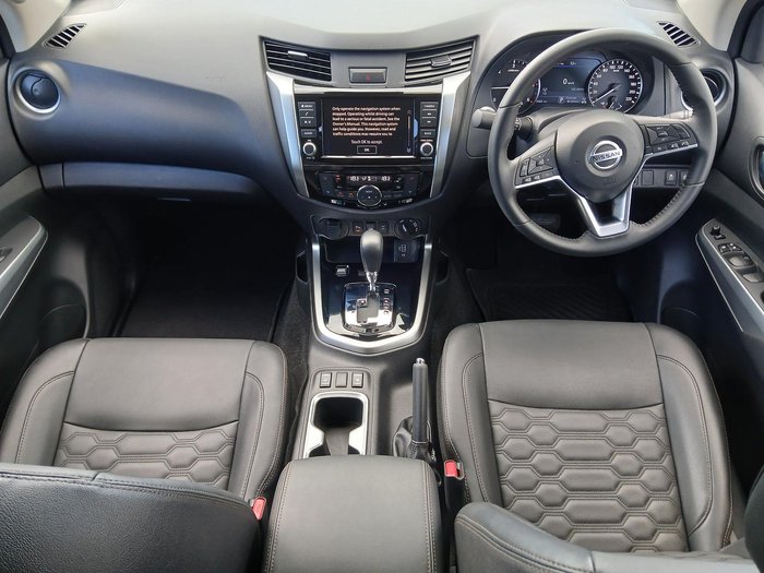 2025 Nissan Navara ST-X