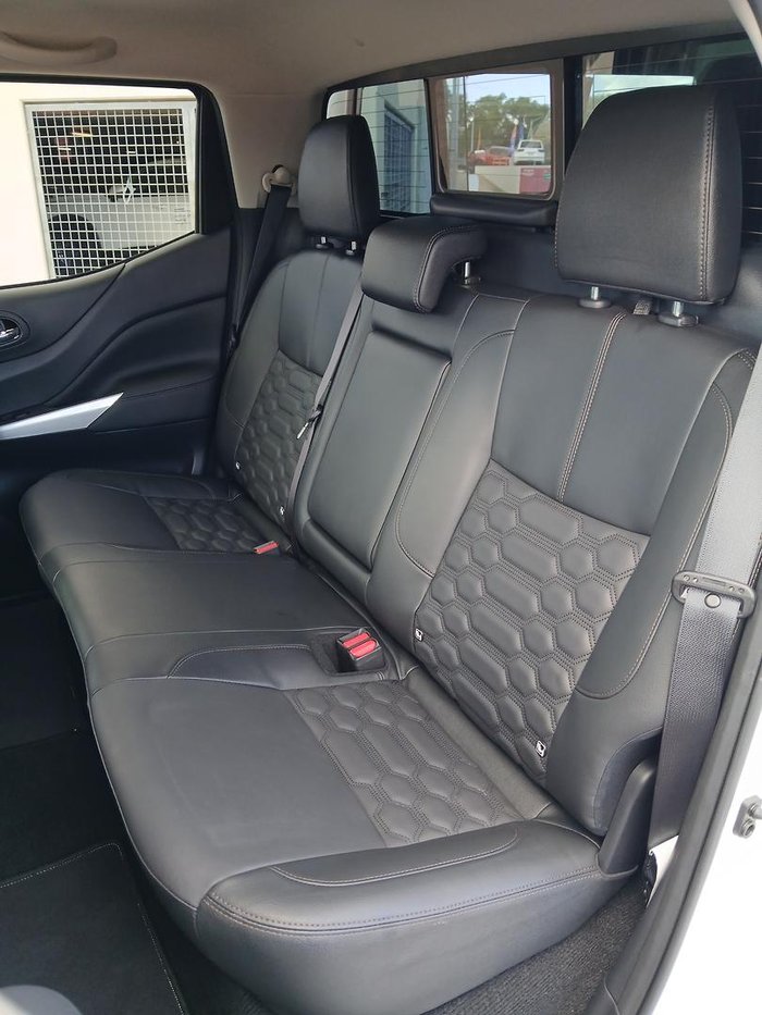 2025 Nissan Navara ST-X