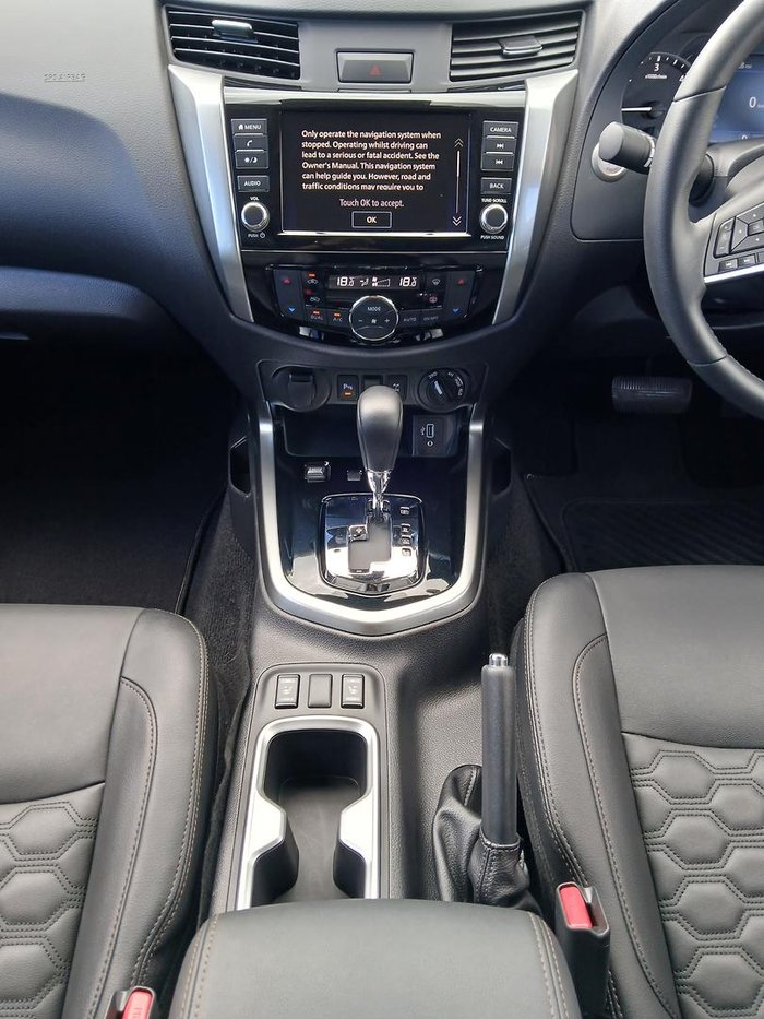2025 Nissan Navara ST-X