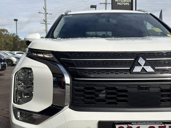 2025 Mitsubishi Outlander PHEV Exceed