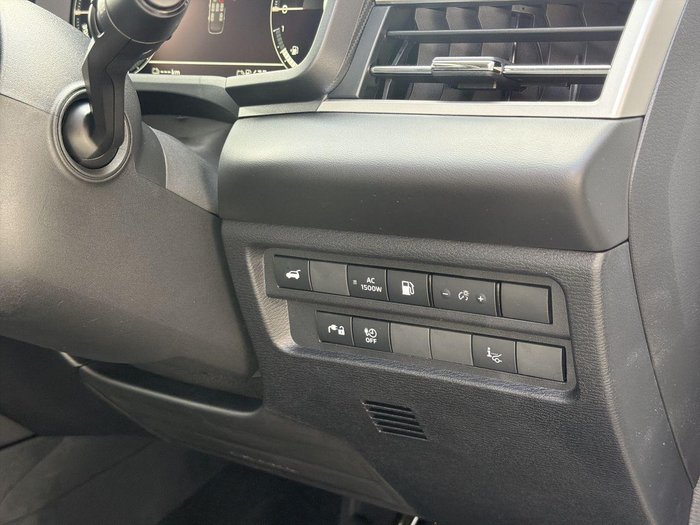 2025 Mitsubishi Outlander PHEV Exceed