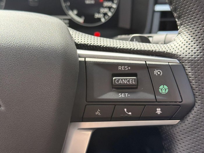2025 Mitsubishi Outlander PHEV Exceed