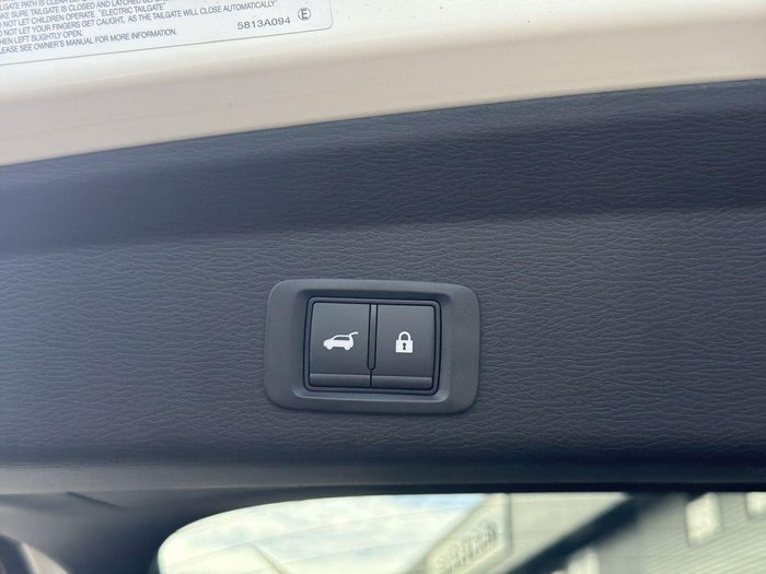 2025 Mitsubishi Outlander PHEV Exceed