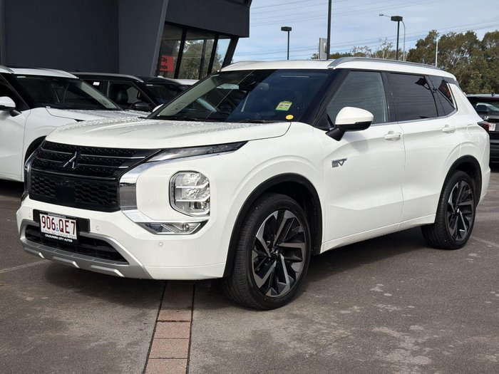 2025 Mitsubishi Outlander PHEV Exceed