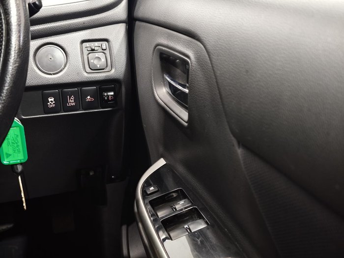 2018 Mitsubishi Triton GLS MQ MY18 4X4 Dual Range White