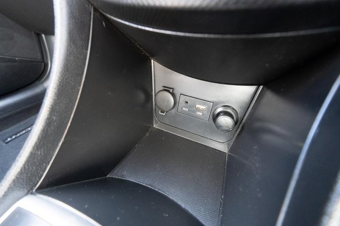 2013 Hyundai Accent Active