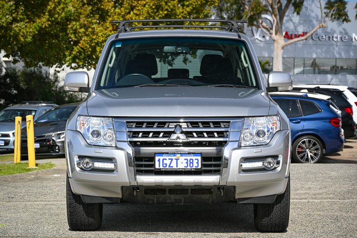 2020 Mitsubishi Pajero GLX