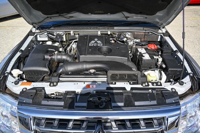 2020 Mitsubishi Pajero GLX