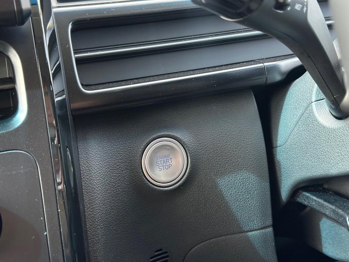 2026 Hyundai STARIA LOAD