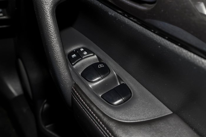 2021 Nissan X-TRAIL ST-L