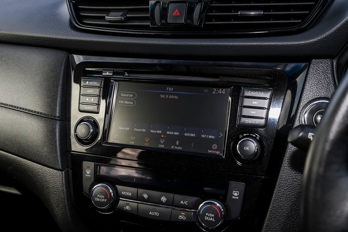 2021 Nissan X-TRAIL ST-L