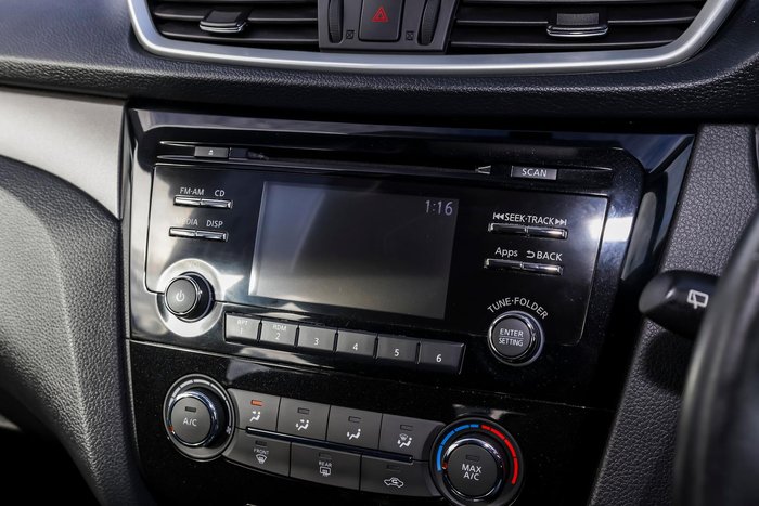 2017 Nissan QASHQAI ST