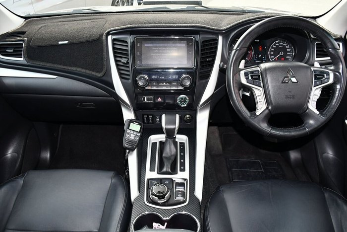 2016 Mitsubishi Pajero Sport Exceed