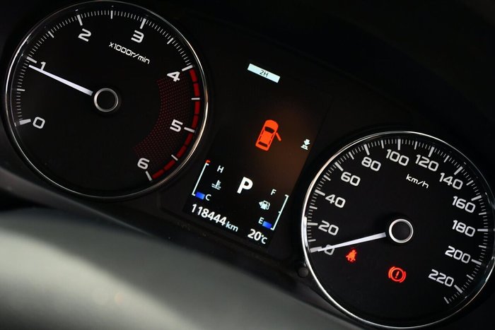 2016 Mitsubishi Pajero Sport Exceed