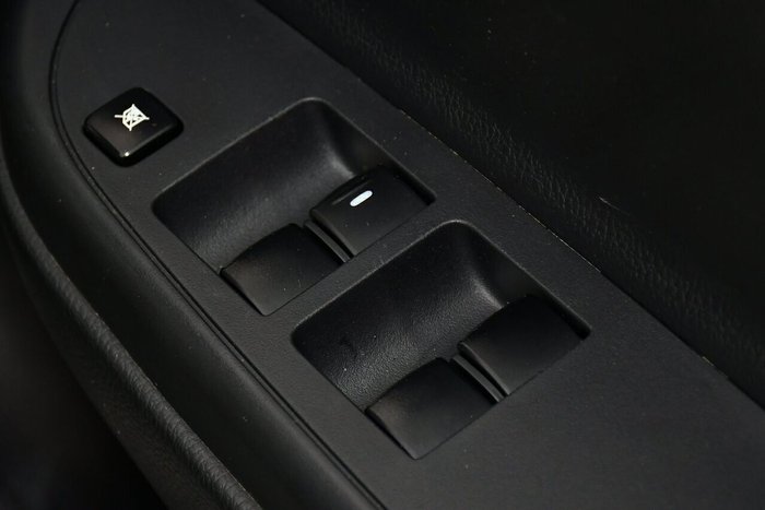 2023 Mitsubishi Triton GLX-R