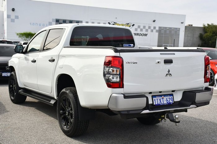 2023 Mitsubishi Triton GLX-R