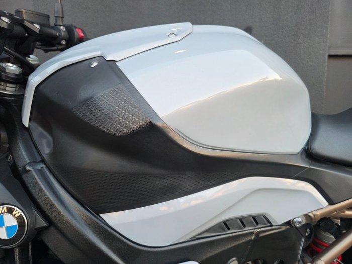 2022 BMW S 1000 R SILVER