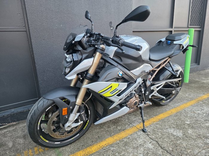 2022 BMW S 1000 R SILVER