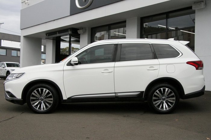 2021 Mitsubishi Outlander LS