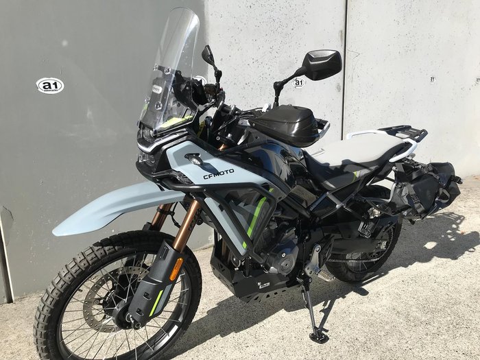 2024 CFMOTO 450MT