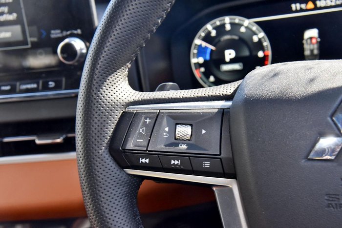 2024 Mitsubishi Outlander Exceed Tourer