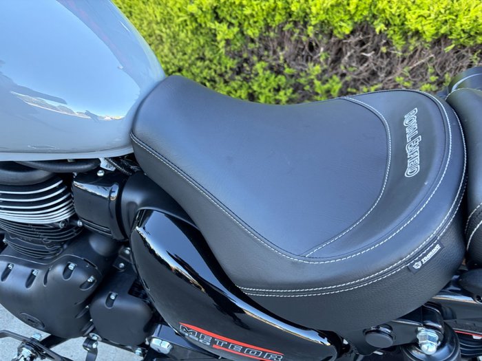 2026 Royal Enfield METEOR 350 FIREBALL Grey