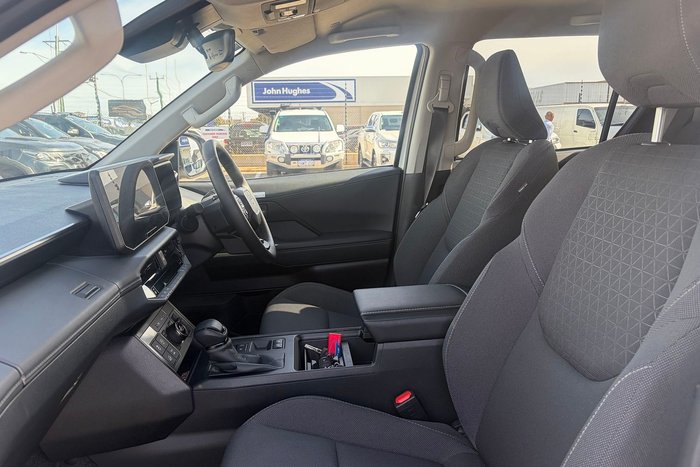 2026 Toyota Hilux SR5 48V