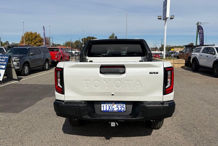 2026 Toyota Hilux SR5 48V