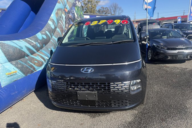2022 HYUNDAI STARIA