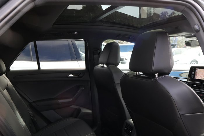 2025 Volkswagen T-Roc 140TSI R-Line