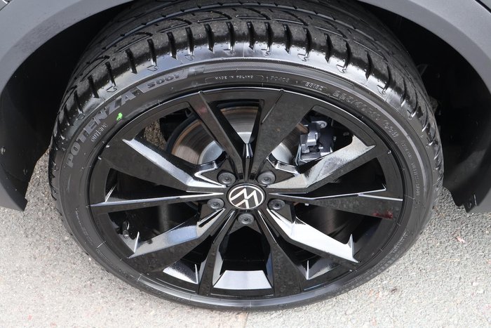 2025 Volkswagen T-Roc 140TSI R-Line
