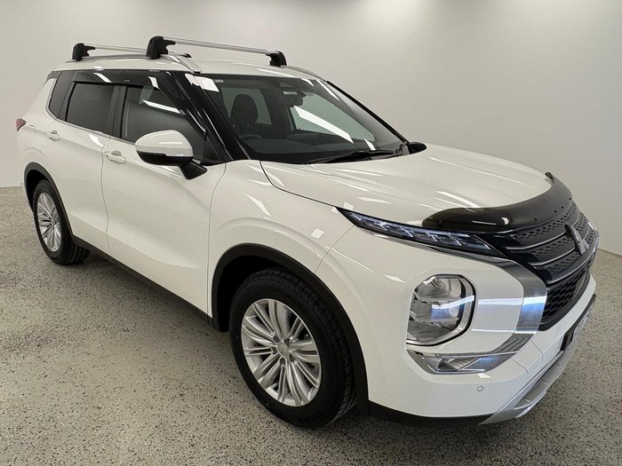 2024 Mitsubishi Outlander LS ZM MY24 AWD White