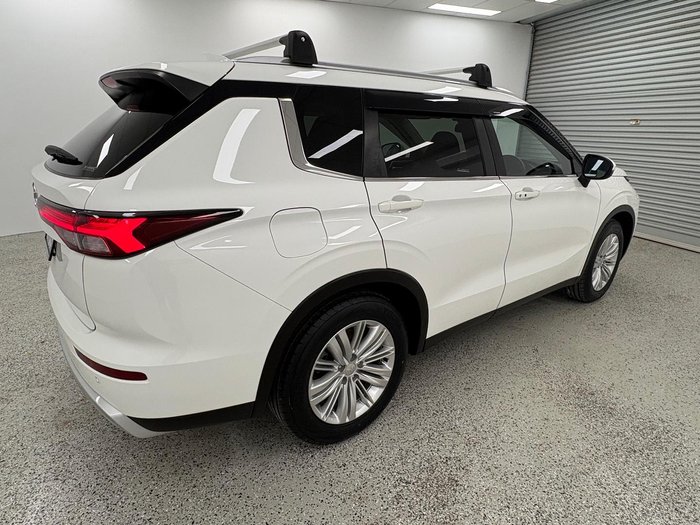 2024 Mitsubishi Outlander LS ZM MY24 AWD White