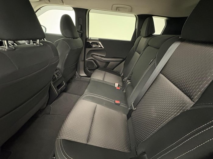 2024 Mitsubishi Outlander LS ZM MY24 AWD White