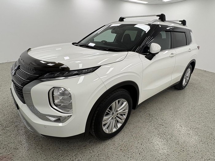 2024 Mitsubishi Outlander LS ZM MY24 AWD White
