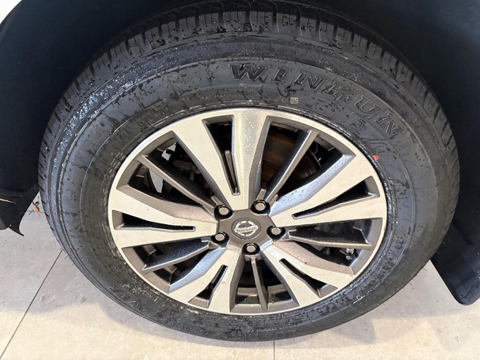 2018 Nissan Pathfinder ST