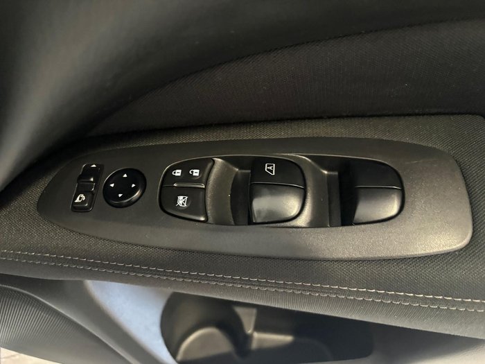 2018 Nissan Pathfinder ST