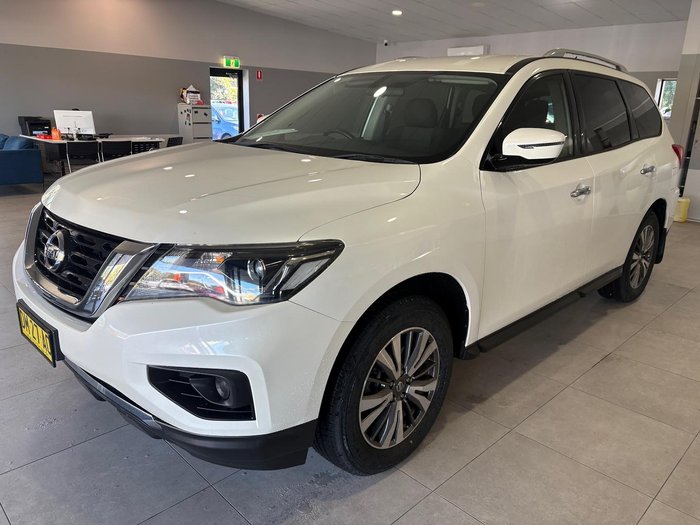 2018 Nissan Pathfinder ST