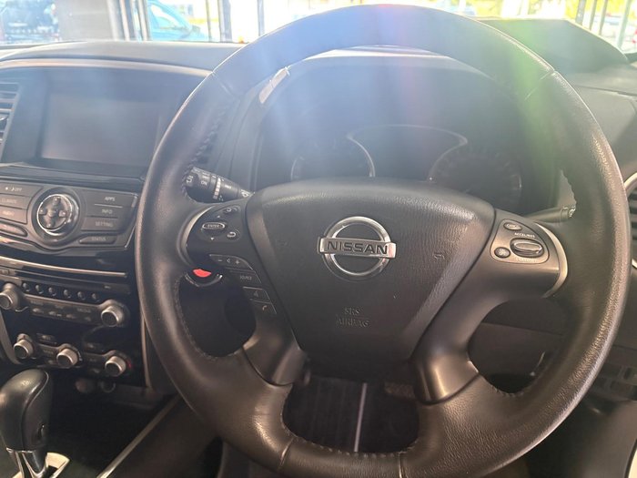 2018 Nissan Pathfinder ST