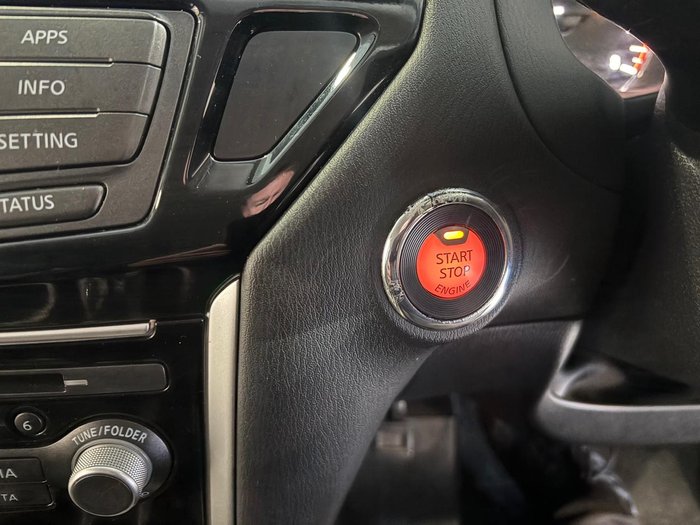 2018 Nissan Pathfinder ST