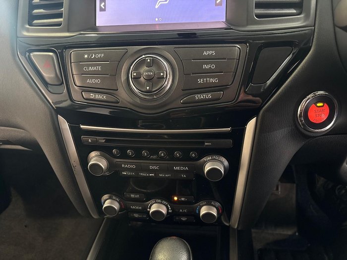 2018 Nissan Pathfinder ST