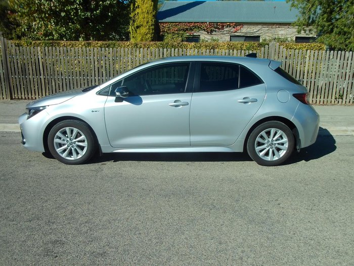 2025 Toyota Corolla SX Hybrid