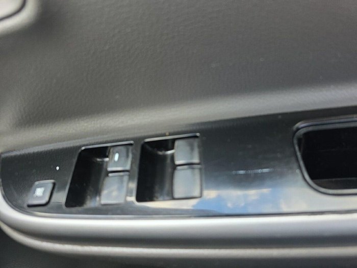 2016 Mitsubishi Triton GLS