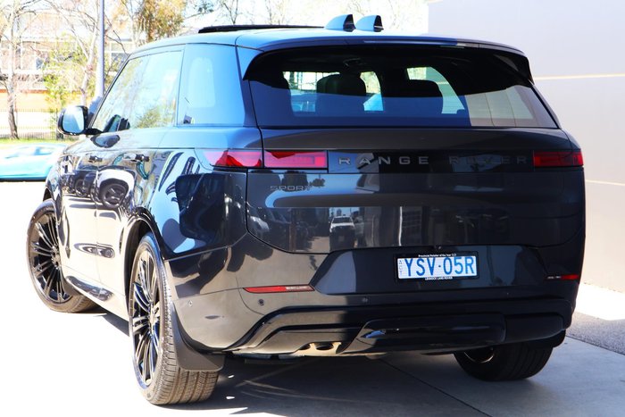 2025 Land Rover Range Rover Sport D350 Dynamic HSE
