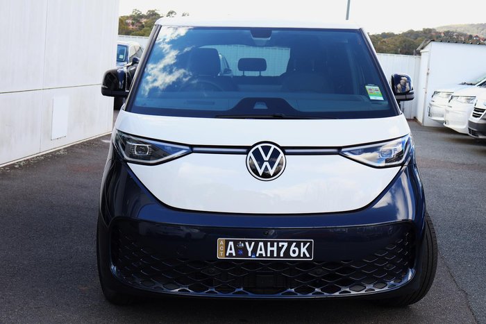 2025 Volkswagen ID. Buzz Pro BEV560