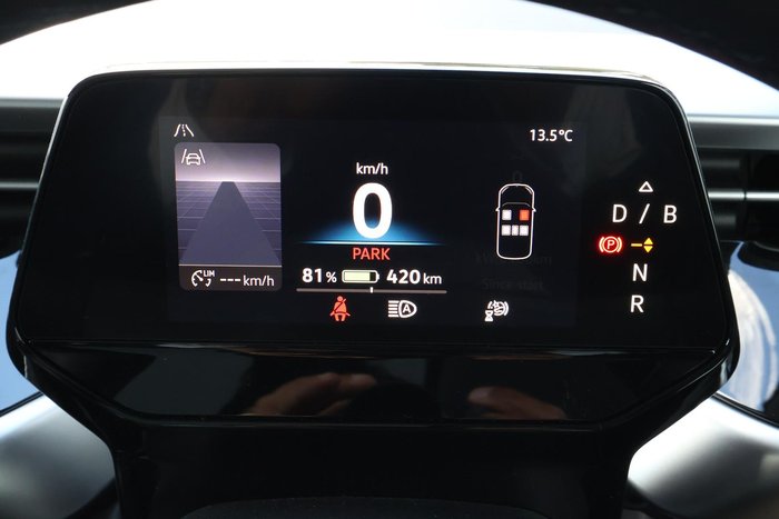 2025 Volkswagen ID. Buzz Pro BEV560