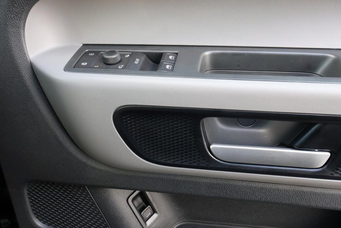 2025 Volkswagen ID. Buzz Pro BEV560